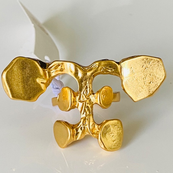 NEW Tory Burch BRUTALIST Logo Ring Size 7 18k GP - Picture 8 of 8